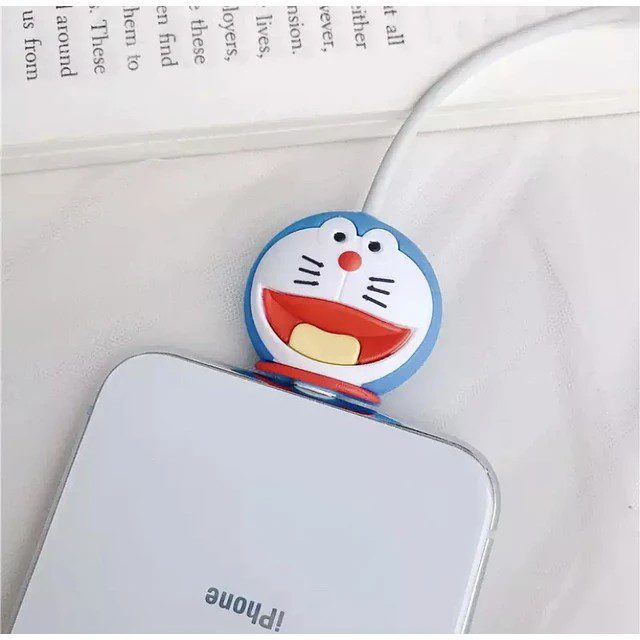 Protector Come Cable Grande 3,5cm x 3cm Aprox .Disney Doraemon