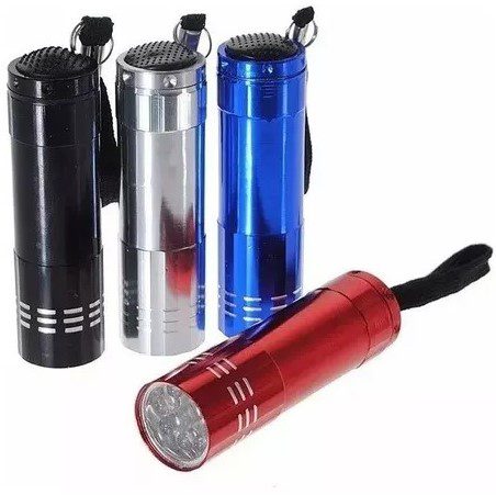 Linterna Tactica 9 Led Aluminio Colores Auto Viaje A Pilas (Suelto)