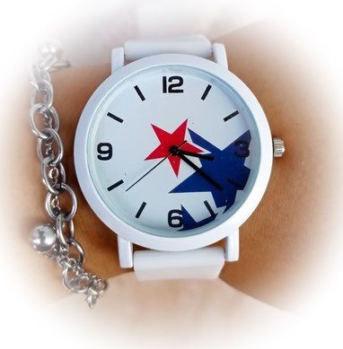 Reloj Tom  Con Agujas Color Blanco