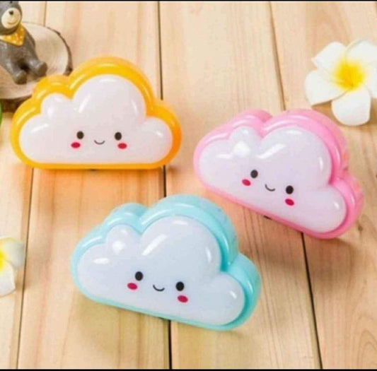 Luz De Noche Nubecita Lámpara Velador Enchufe V220 Color Rosa