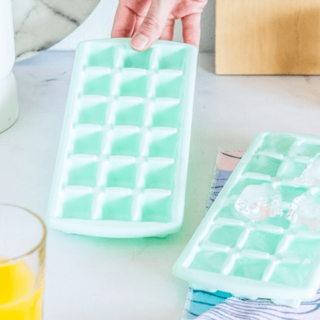 Cubetera Pastel  18 Cubos 25.5X11X2.5 CM Color Verde Agua