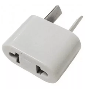 Enchufe Adaptador 220v/110v  Pata plana Y Redonda A Oblicuo